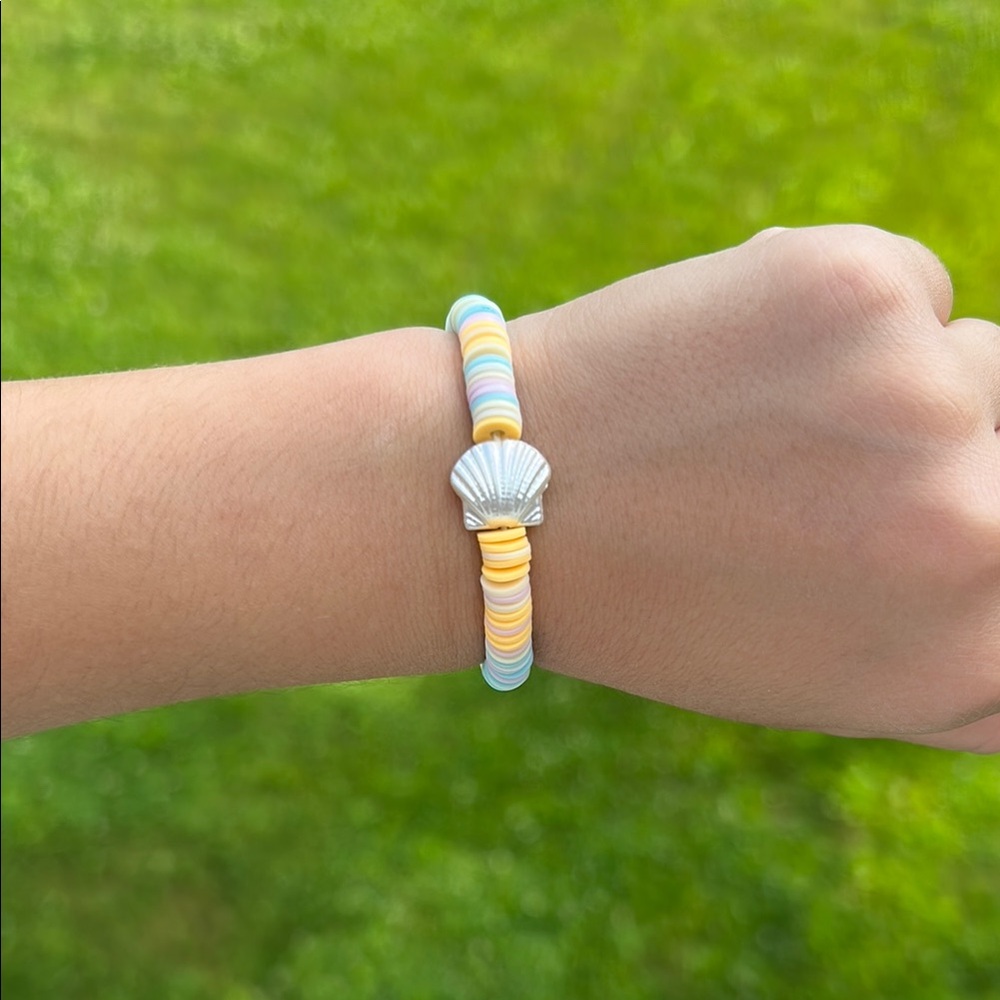Pastel Shell Bracelet